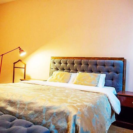 Apartment On Hutsulska 24H Electric Lviv Luaran gambar