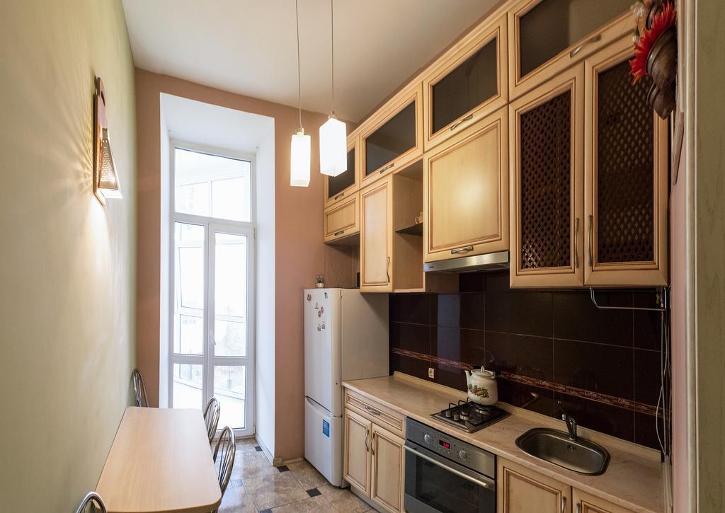 Apartment On Hutsulska 24H Electric Lviv Luaran gambar